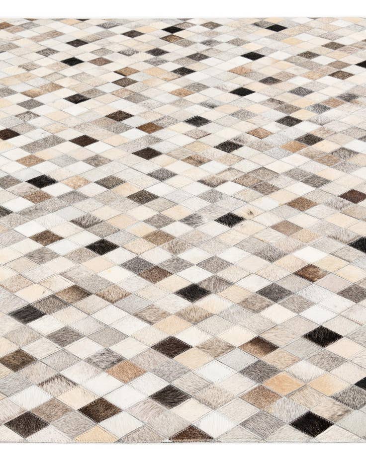 Detail image of 4' 7 x 6' 6 Cowhide Stocks Rug