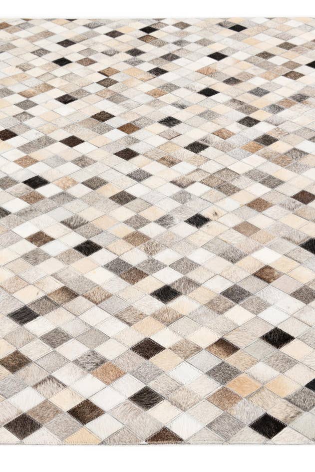 Detail image of 4' 7 x 6' 6 Cowhide Stocks Rug