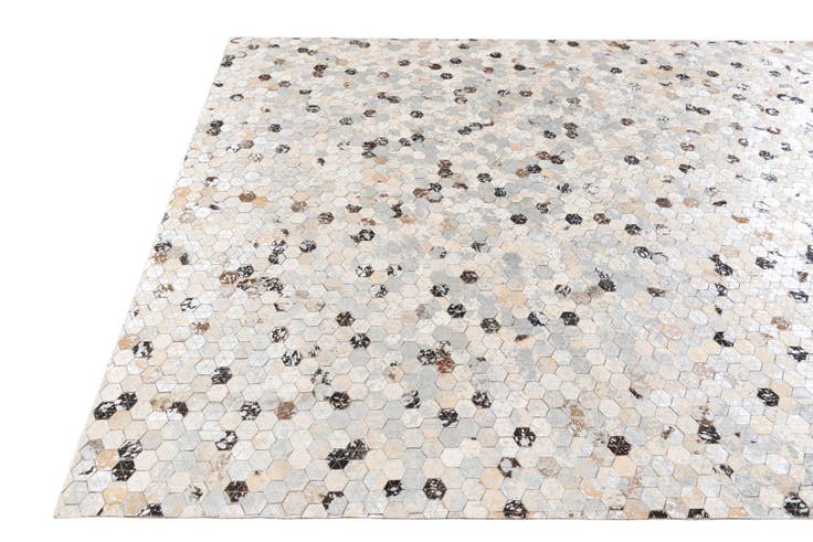 Detail image of 4' 10 x 6' 8 Cowhide Stocks Rug