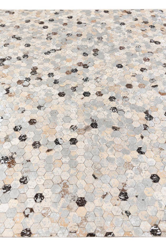 Detail image of 4' 10 x 6' 8 Cowhide Stocks Rug