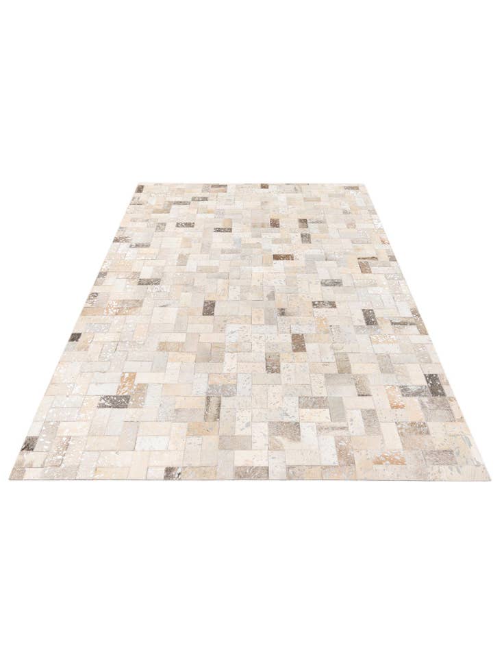 Detail image of 4' 8 x 6' 6 Cowhide Stocks Rug