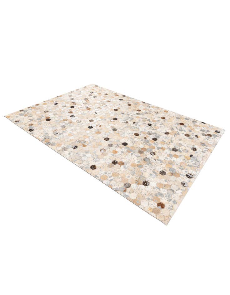 Detail image of 4' 7 x 6' 7 Cowhide Stocks Rug