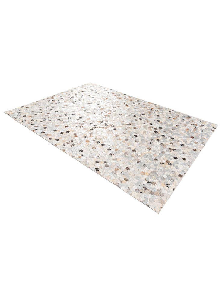 Detail image of 4' 9 x 6' 9 Cowhide Stocks Rug