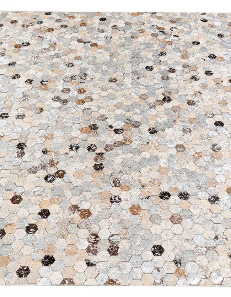 Detail image of 4' 9 x 6' 9 Cowhide Stocks Rug