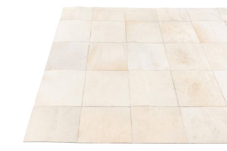 Detail image of 4' 3 x 6' 4 Cowhide Stocks Rug