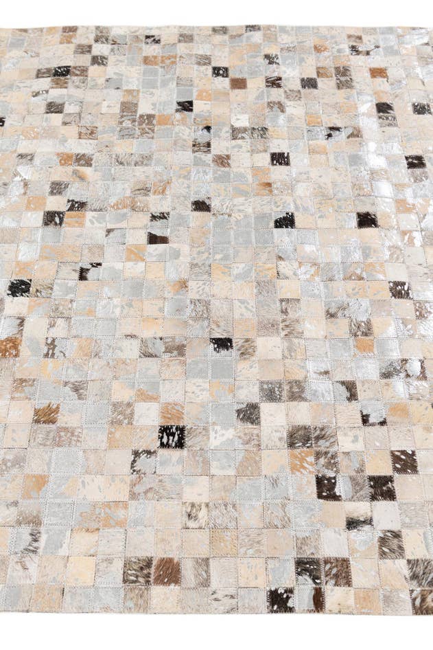 Detail image of 4' x 5' 7 Cowhide Stocks Rug