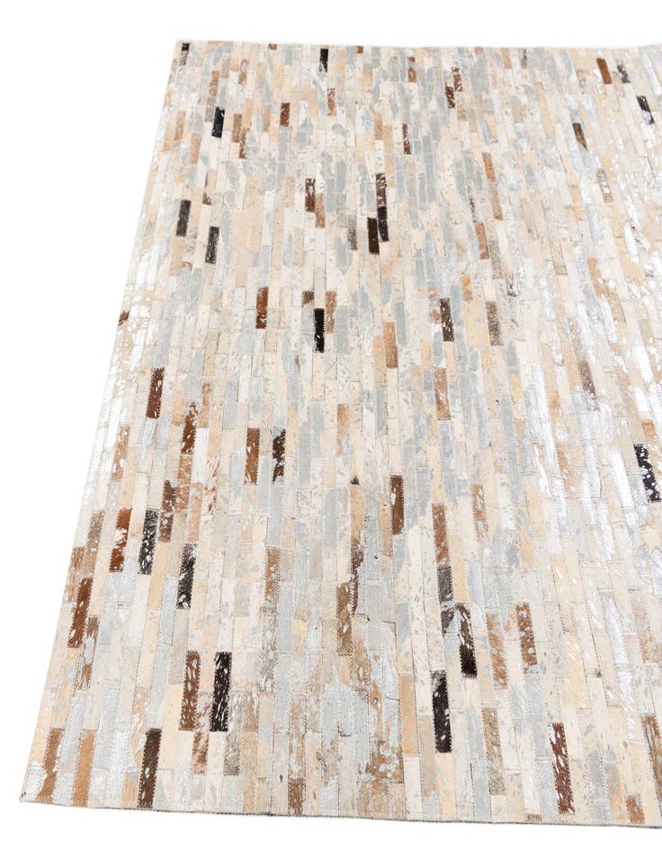 Detail image of 4' x 4' 8 Cowhide Stocks Rug