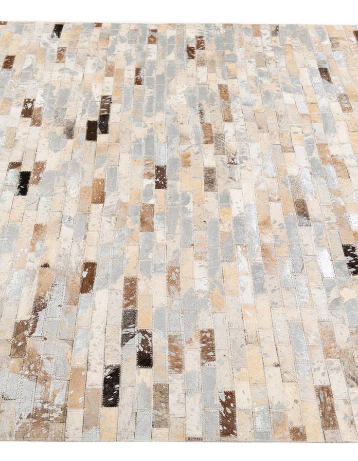 Detail image of 4' x 4' 8 Cowhide Stocks Rug