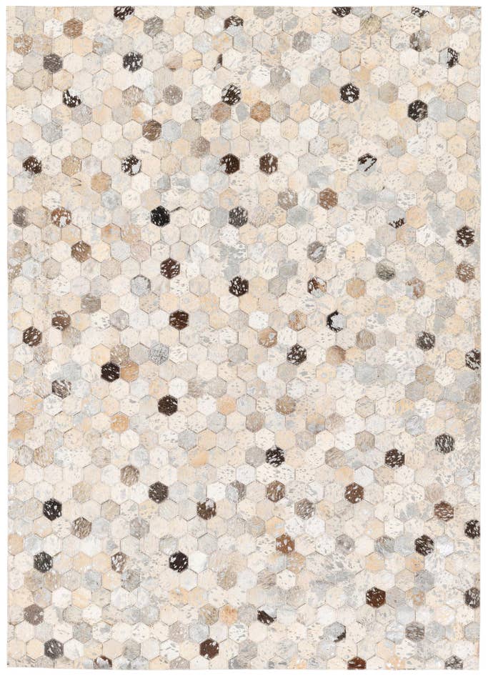 Detail image of 4' x 5' 7 Cowhide Stocks Rug