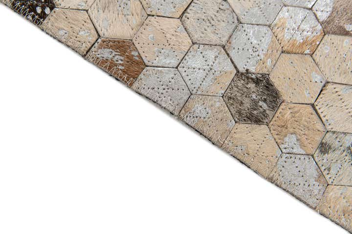 3' 7 x 5' 4 Cowhide Stocks Rug