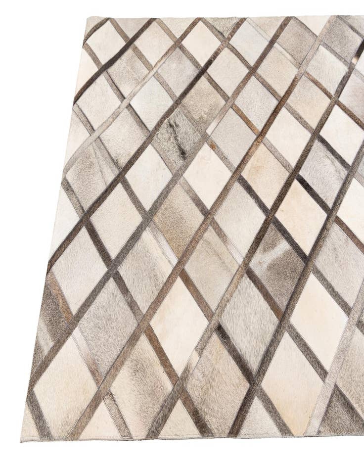 Detail image of 4' 1 x 6' 3 Cowhide Stocks Rug