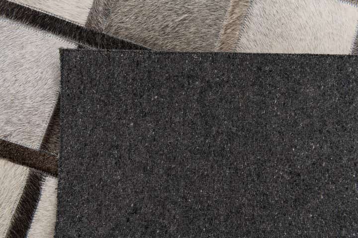 4' 1 x 6' 3 Cowhide Stocks Rug