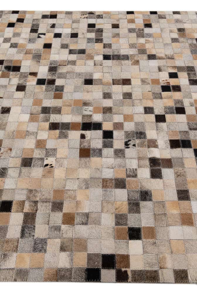 4' 1 x 5' 9 Cowhide Stocks Rug