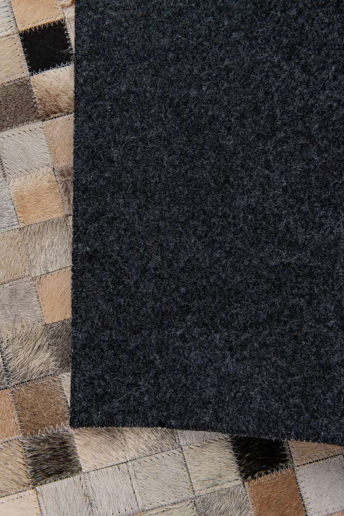 4' 1 x 5' 9 Cowhide Stocks Rug
