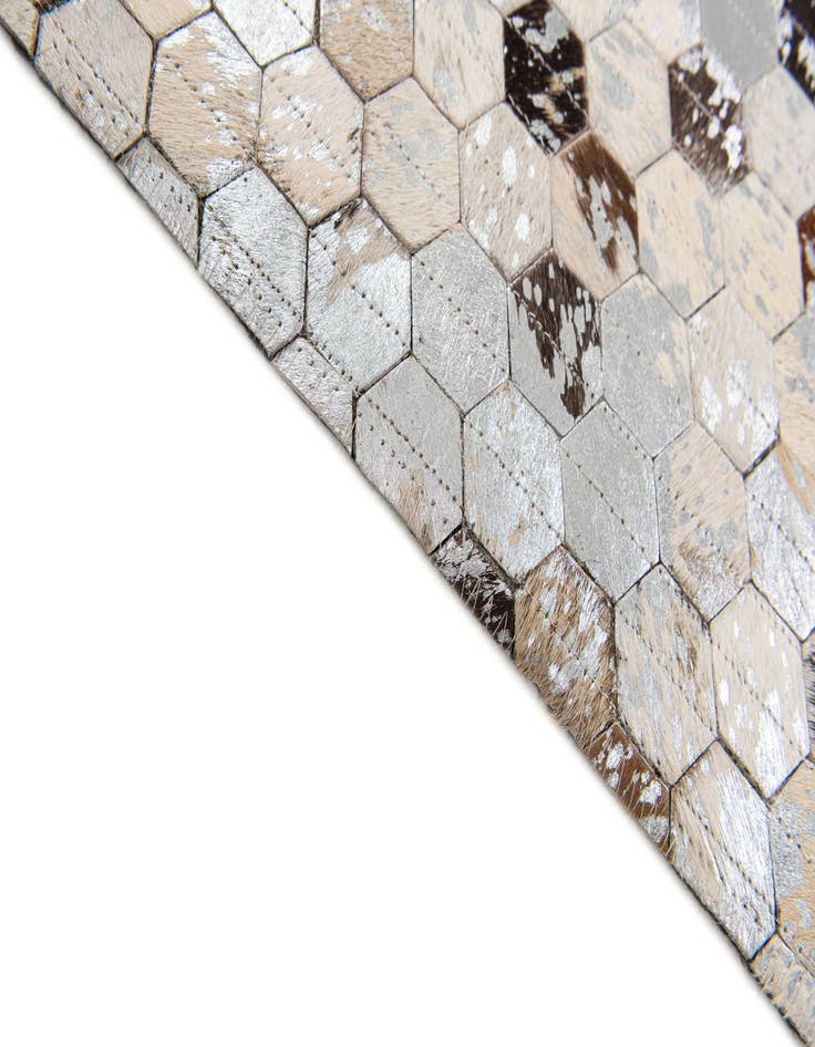 Detail image of 4' 1 x 5' 6 Cowhide Stocks Rug