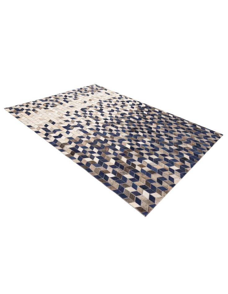 Detail image of 4' 4 x 6' 2 Cowhide Stocks Rug