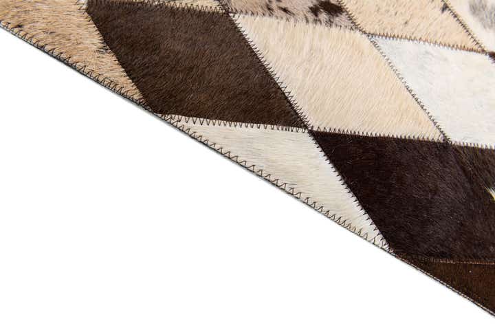 4' 1 x 5' 10 Cowhide Stocks Rug