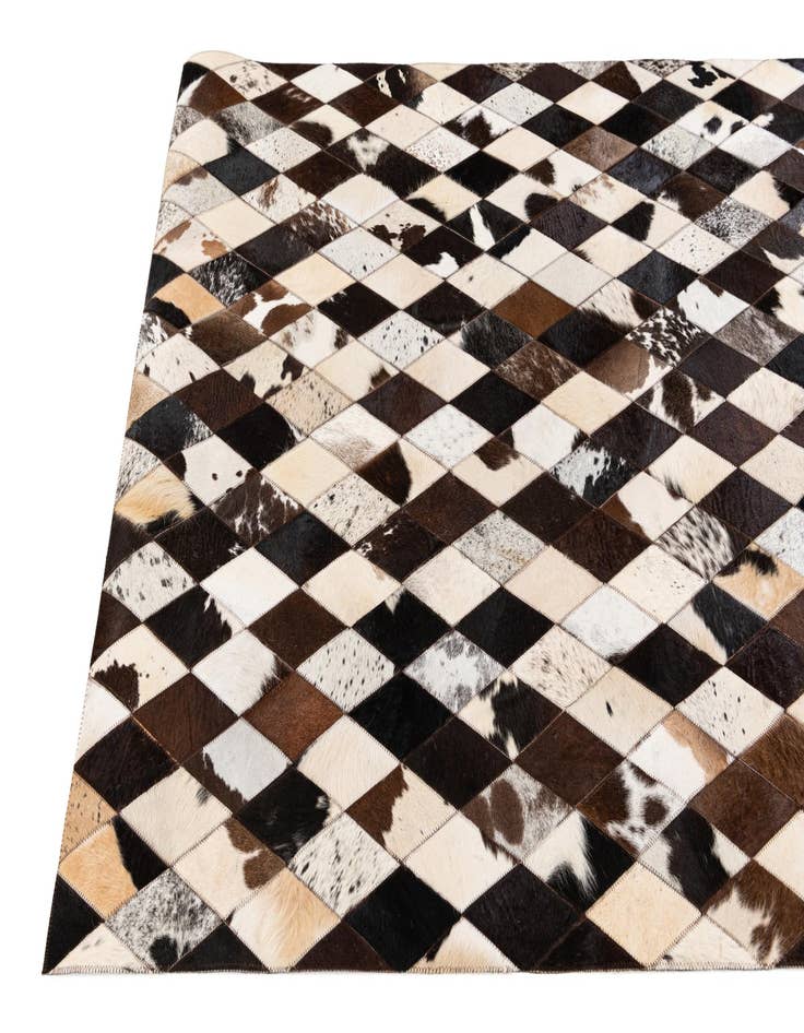 Detail image of 4' 1 x 5' 11 Cowhide Stocks Rug