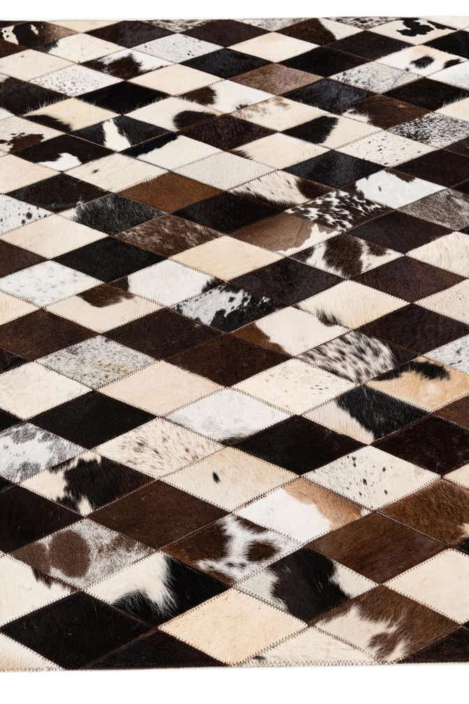 4' 1 x 5' 11 Cowhide Stocks Rug