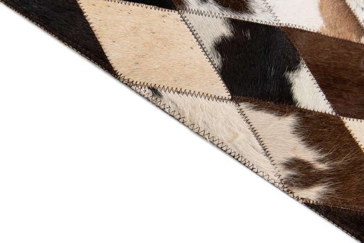 4' 1 x 5' 11 Cowhide Stocks Rug