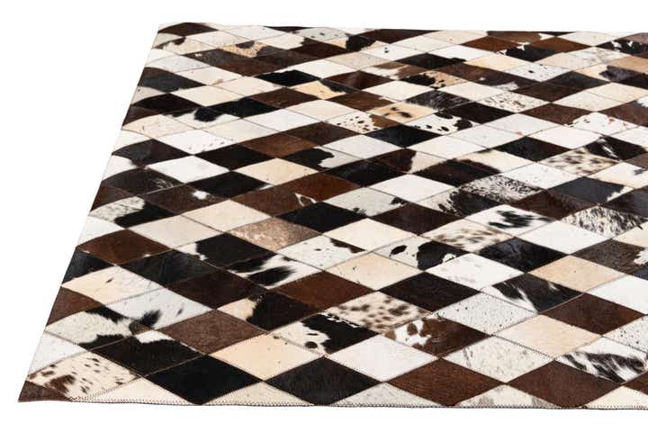 4' 1 x 5' 10 Cowhide Stocks Rug