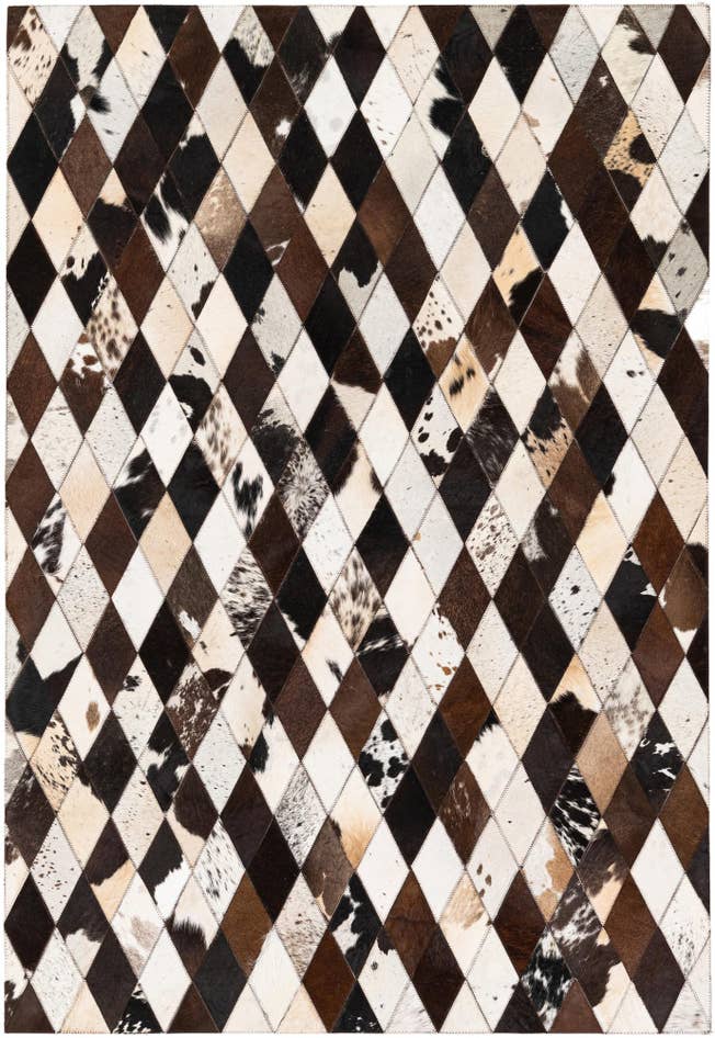 Detail image of 4' 1 x 5' 10 Cowhide Stocks Rug