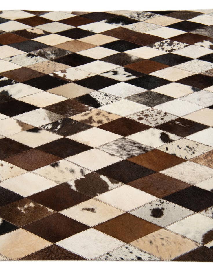 Detail image of 4' 1 x 5' 10 Cowhide Stocks Rug