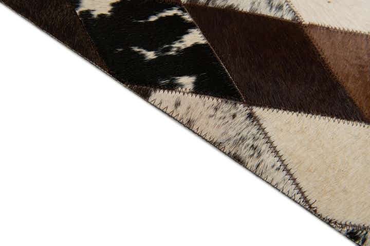 4' 1 x 5' 10 Cowhide Stocks Rug