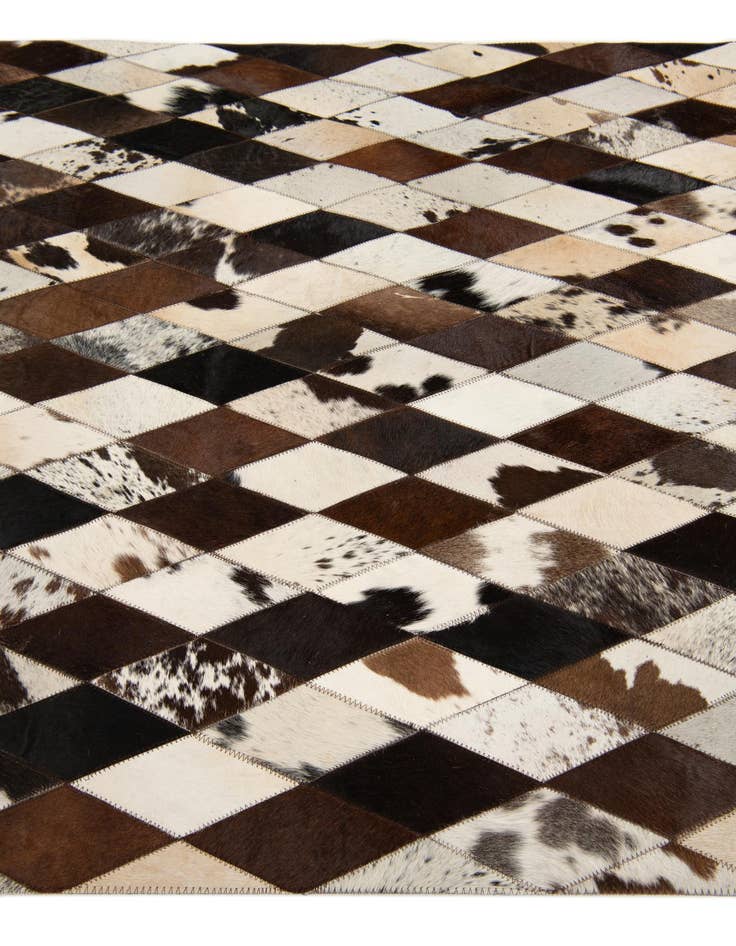 Detail image of 4' 1 x 5' 10 Cowhide Stocks Rug