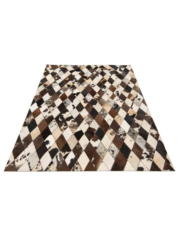 Detail image of 4' 1 x 5' 10 Cowhide Stocks Rug
