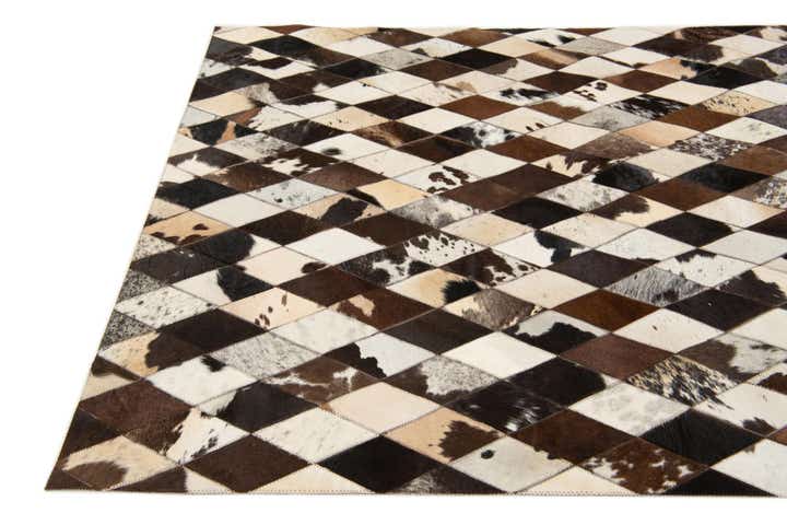 4' 1 x 5' 10 Cowhide Stocks Rug