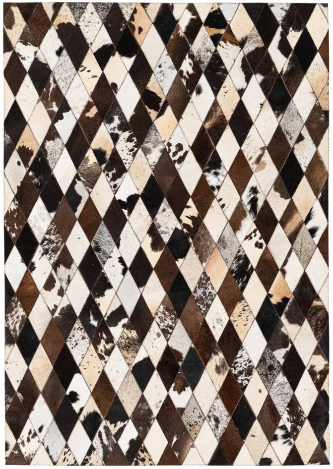Detail image of 4' 1 x 5' 10 Cowhide Stocks Rug