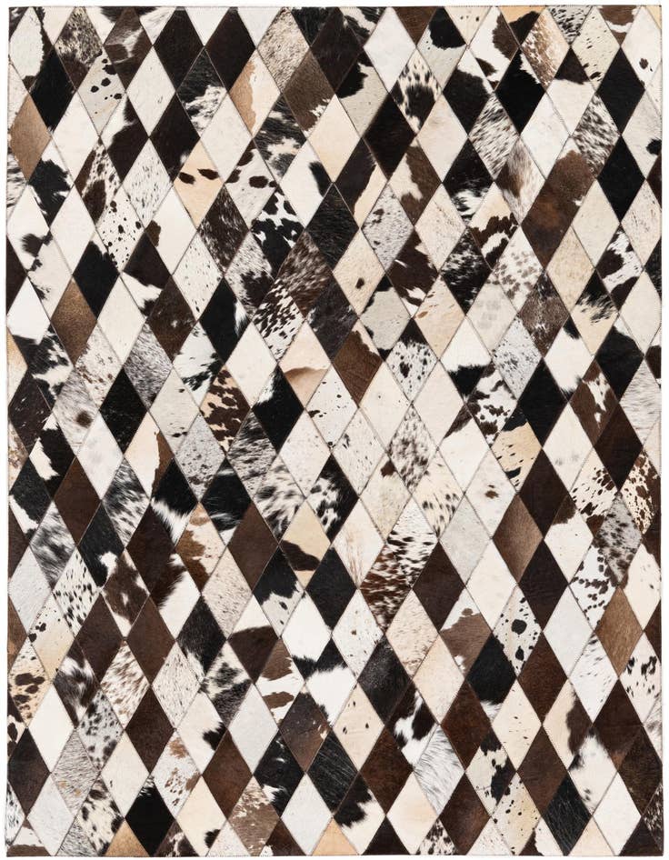 Detail image of 4' x 5' 10 Cowhide Stocks Rug
