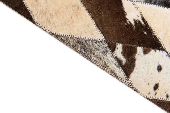 4' x 5' 10 Cowhide Stocks Rug