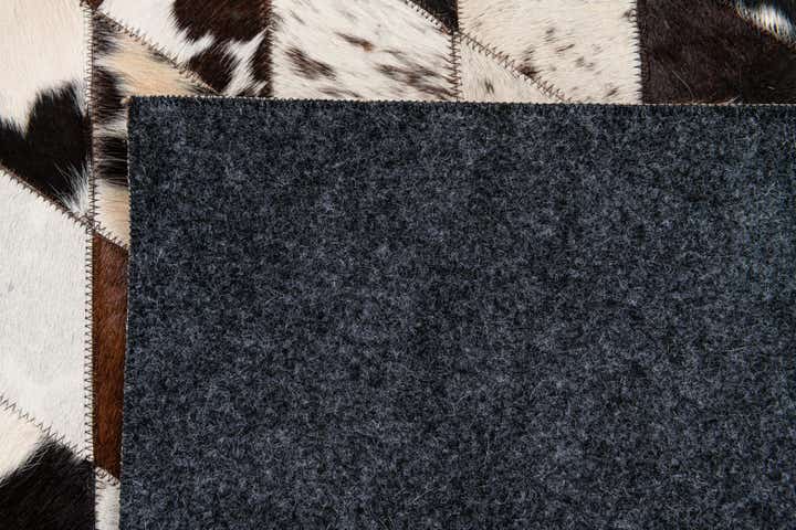 4' x 5' 10 Cowhide Stocks Rug