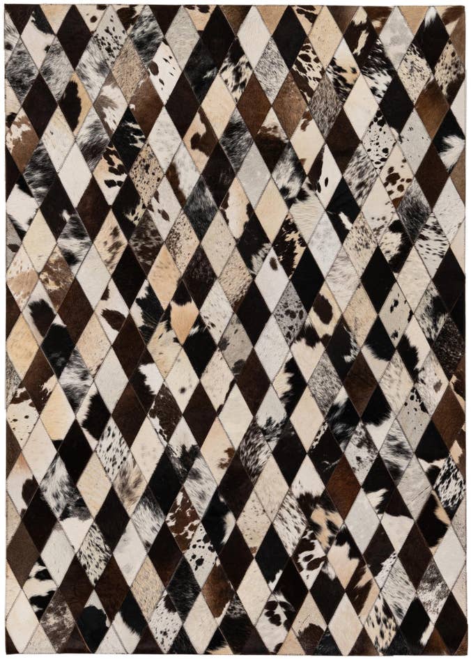 Detail image of 4' x 5' 10 Cowhide Stocks Rug