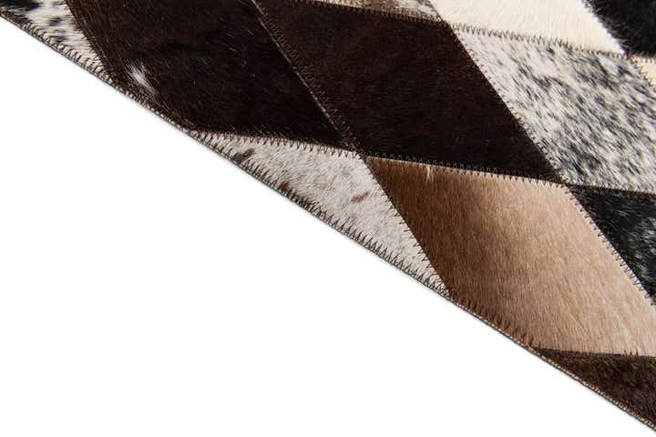 4' x 5' 11 Cowhide Stocks Rug