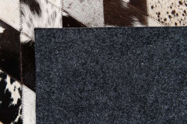 4' x 5' 11 Cowhide Stocks Rug