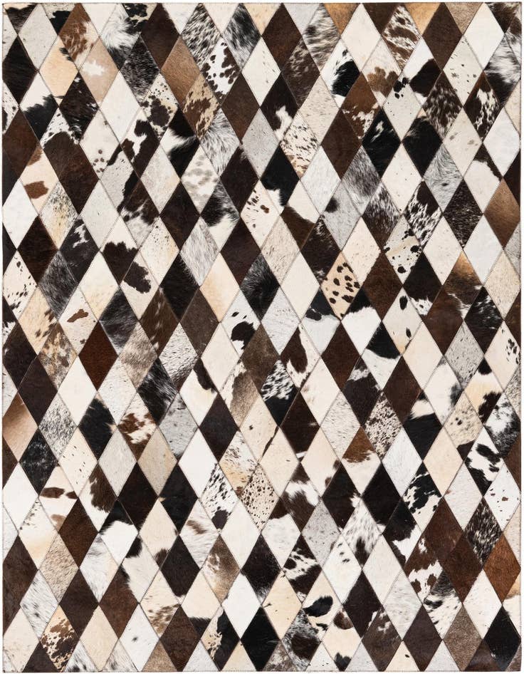 Detail image of 4' x 5' 11 Cowhide Stocks Rug