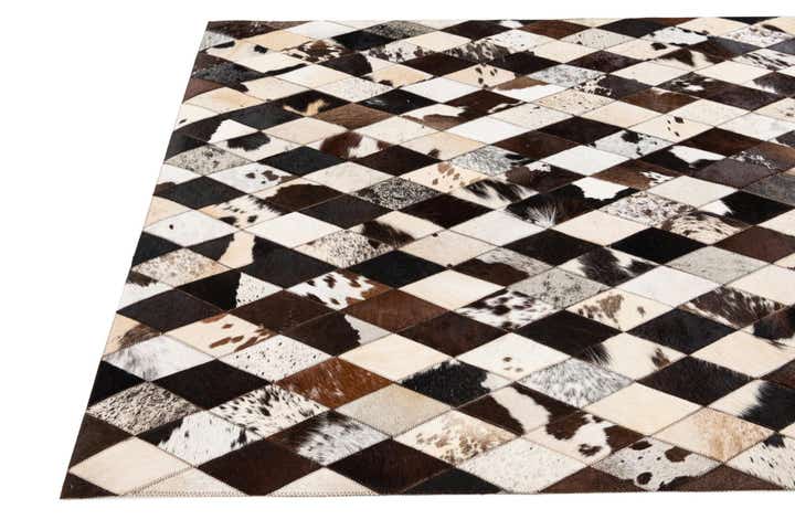 4' 1 x 5' 11 Cowhide Stocks Rug