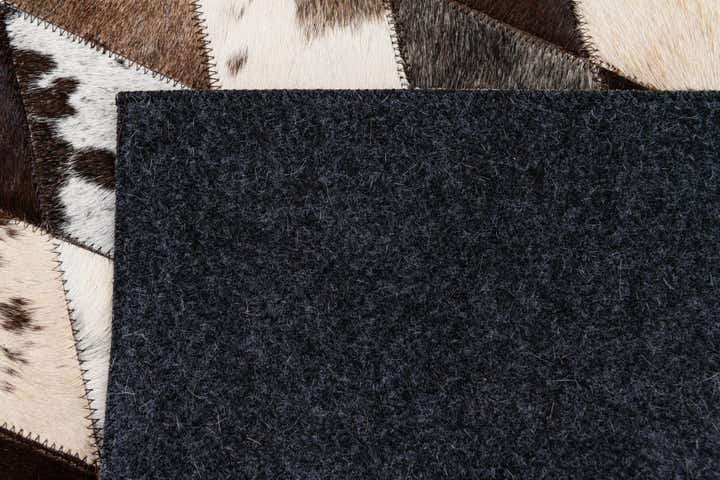 4' 1 x 5' 11 Cowhide Stocks Rug