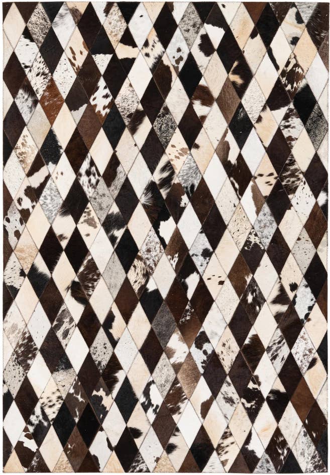 Detail image of 4' 1 x 5' 11 Cowhide Stocks Rug