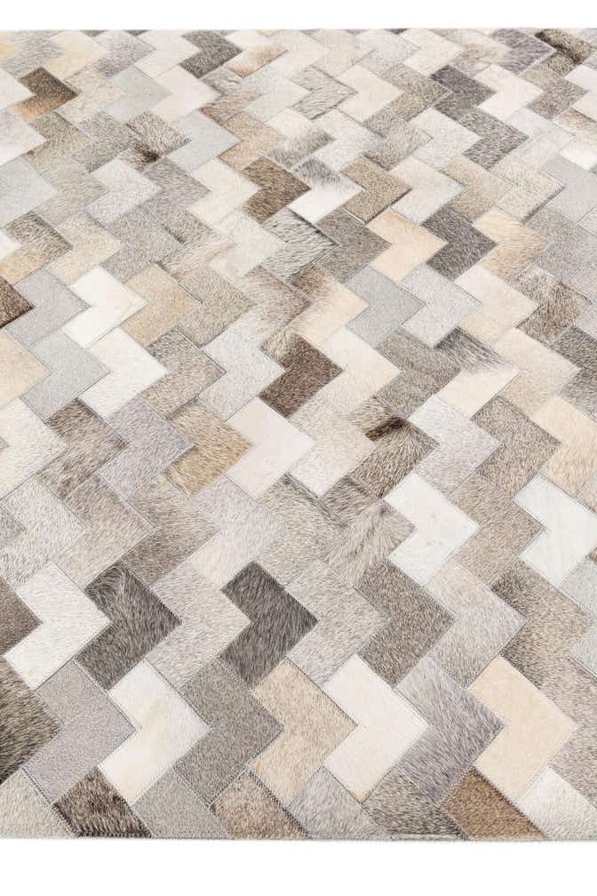 4' 1 x 5' 11 Cowhide Stocks Rug