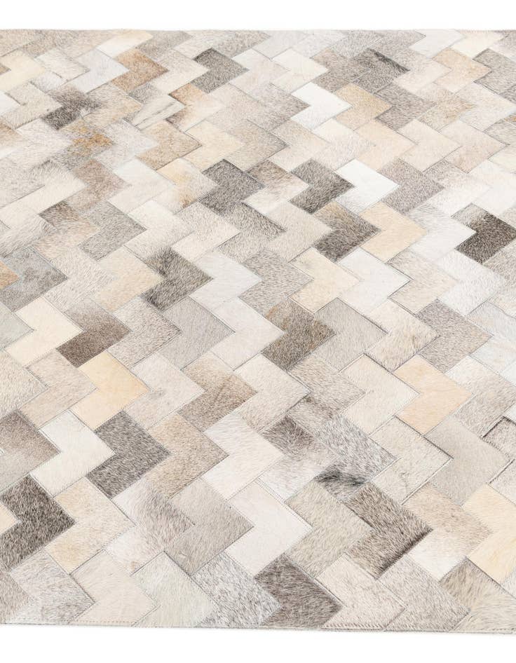 Detail image of 4' 1 x 5' 11 Cowhide Stocks Rug