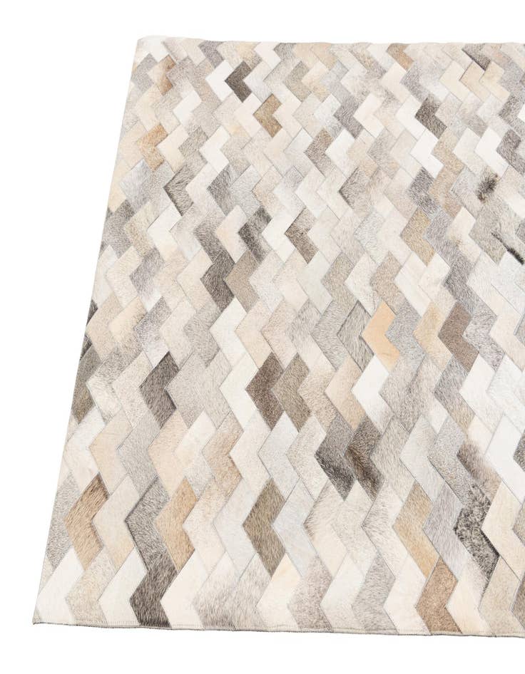 Detail image of 4' 1 x 5' 11 Cowhide Stocks Rug