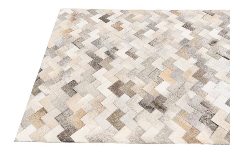 Detail image of 4' 1 x 5' 11 Cowhide Stocks Rug