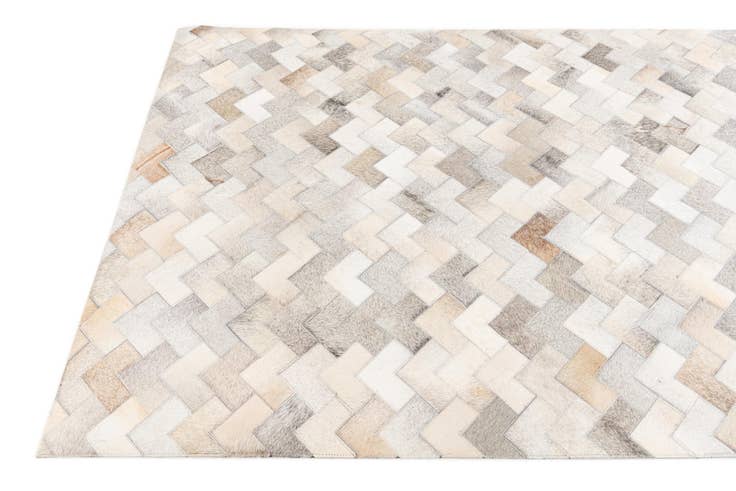 Detail image of 4' 1 x 6' Cowhide Stocks Rug