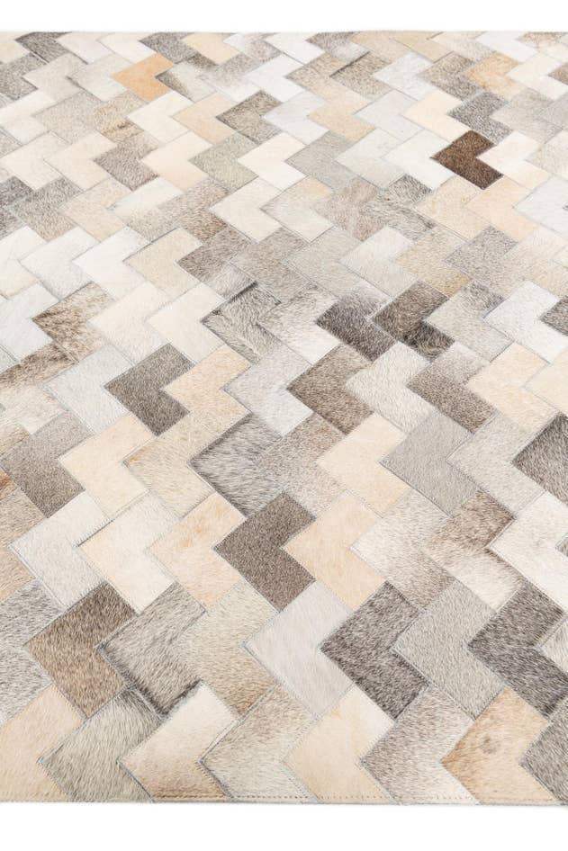 Detail image of 4' 1 x 6' Cowhide Stocks Rug