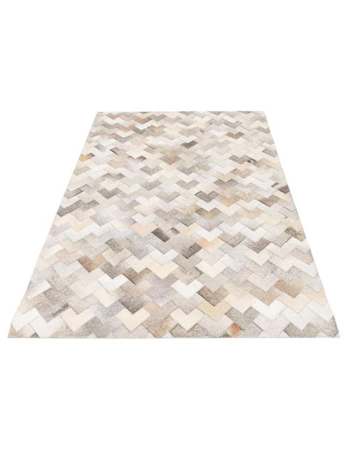 4' 1 x 5' 11 Cowhide Stocks Rug