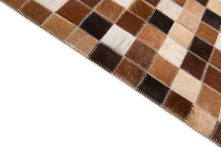 Detail image of 4' x 5' 11 Cowhide Stocks Rug